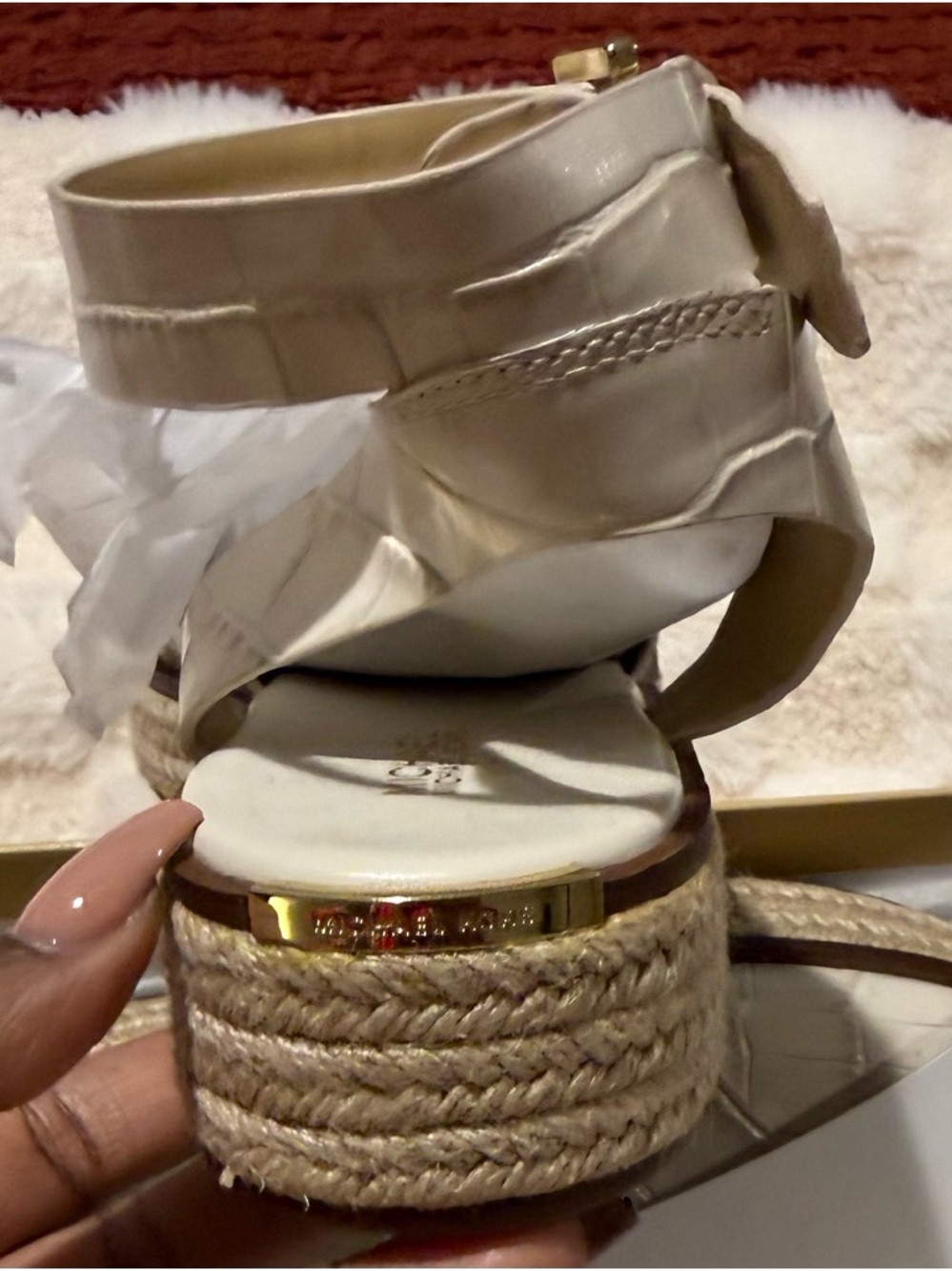 NWT Michael Kors Abbott Espadrille Platform Sandals Cream Croc Embossed Size 9 - Picture 4 of 10
